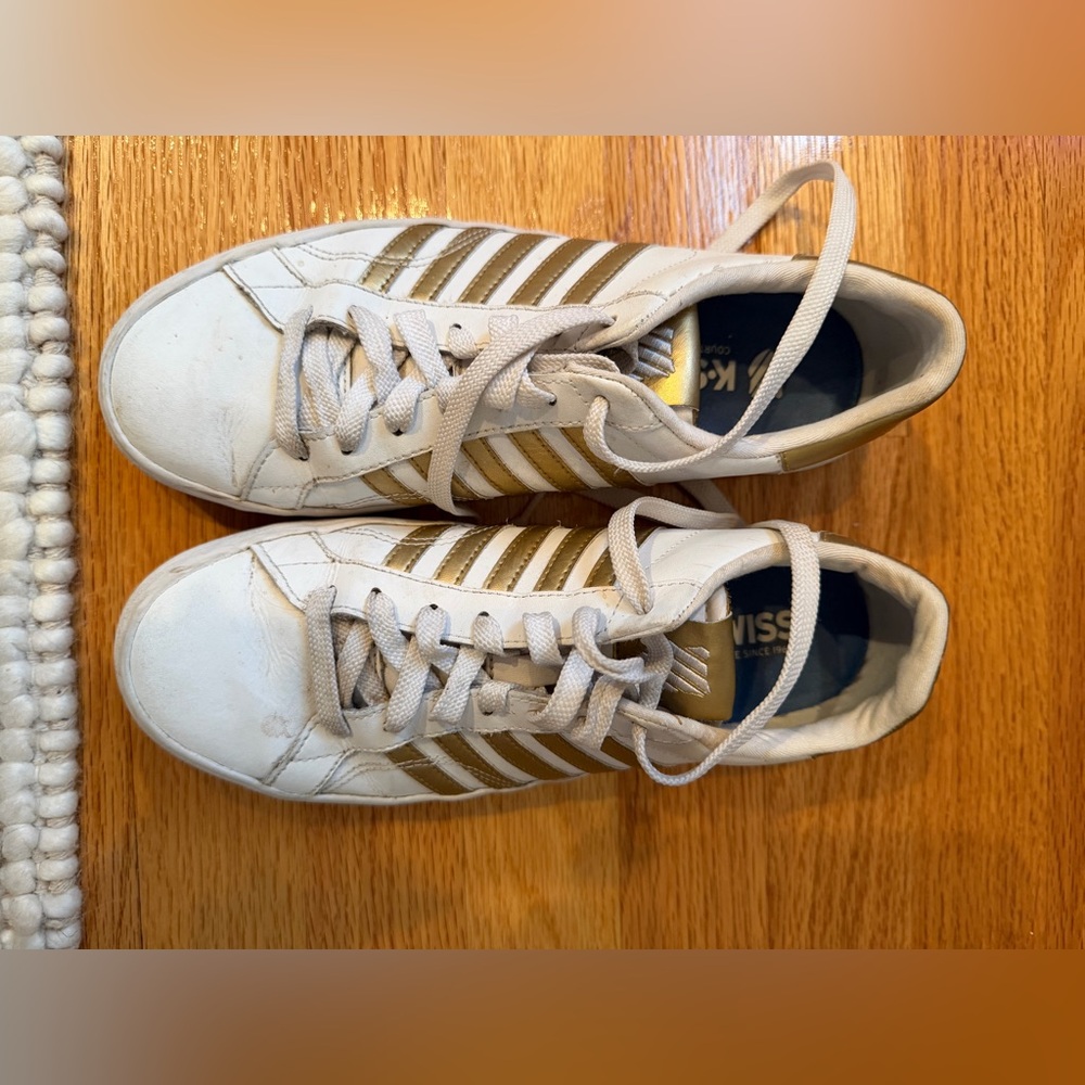 K Swiss white & gold sneakers sz 7